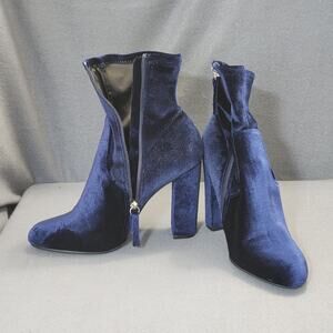 Steve Madden Womens Ankle Boots Booties 7.5 Edit Blue Velvet Side Zip 4" Heel